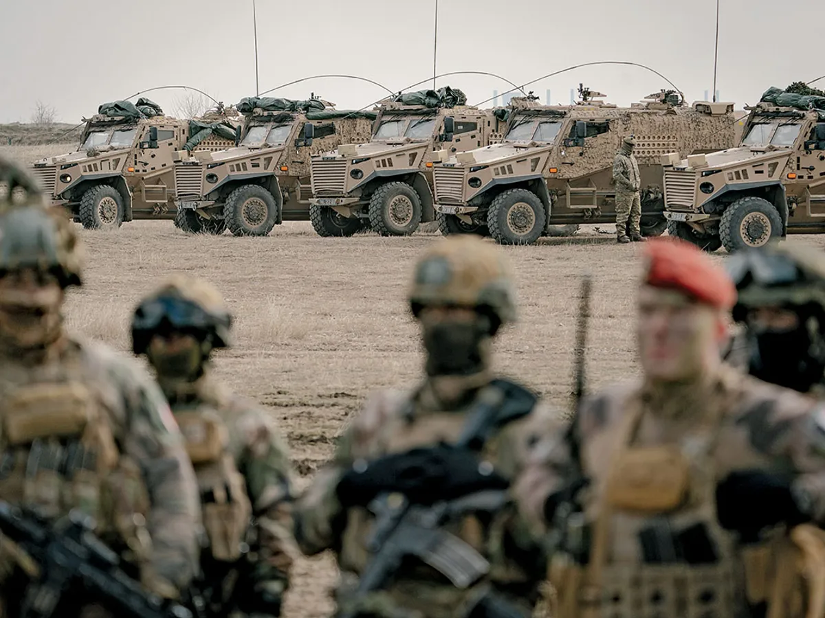 Steadfast Dart implică aproximativ 10.000 de militari din nouă țări aliate
