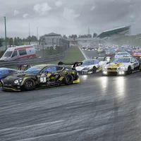 Pe circuitul vitual de la Hungaroring, vremea schimbătoare a pus la grea încercare echipajele.
