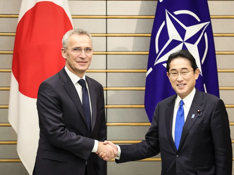 NATO și Japonia își consolideze legăturile pe fondul amenințării ruse și chineze - FOTO: Profimedia