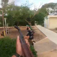 Un terorist Hamas care ciuruiește casele civililor israelieni și-a filmat propria moarte - Foto: Twitter/ @IDF