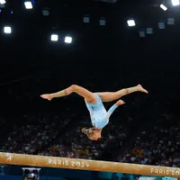 Sabrina Maneca Voinea, pe locul 8 în finala de la bârnă. Simone Biles a ratat și ea podiumul - Foto: Profimediaimages.ro