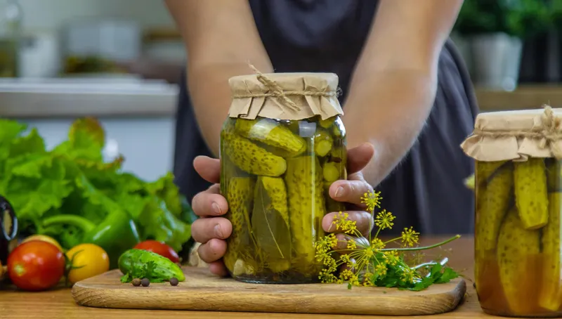 Borcan cu murături - Foto: Freepik (Imagine cu rol ilustrativ)