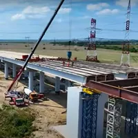 VIDEO 74.000.000 € costă drumul expres care nu va fi gata nici anul acesta. Cauza: un pod hobanat - Foto: captură video YouTube/ Raducu P Drum