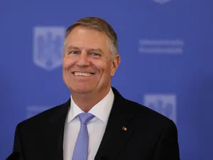 Klaus Iohannis i-a decorat pe directorii Muzeului Satului şi Muzeului Ţăranului Român - Foto: INQUAM Photos/ Octav Ganea