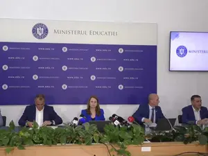 Ministrul Educației, Ligia Deca: Dacă profesorii nu se întorc în clase, reprogramăm examenele naţionale - Foto: captură video