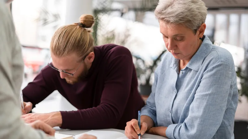 Pensionari lăsați fără 3.800 lei la pensie, după erori ale Casei de Pensie. „Facem greva foamei” Foto: Freepik (fotografie cu caracter ilustrativ)