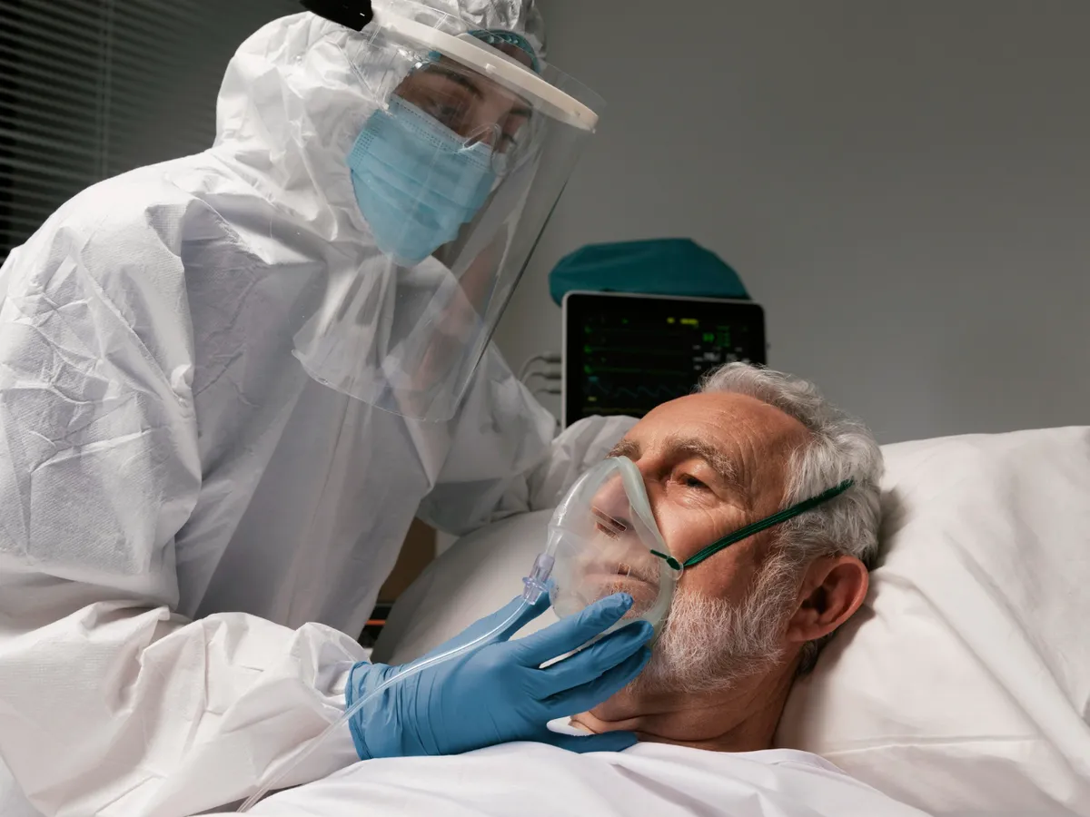 Pacient internat în spital - Foto: Freepik (rol ilustrativ)