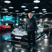 Miliardarul Ion Țiriac și-a luat cea mai scumpă mașină hybrid din lume. Costă 2,8 milioane € - Foto: Facebook/Tiriac Collection