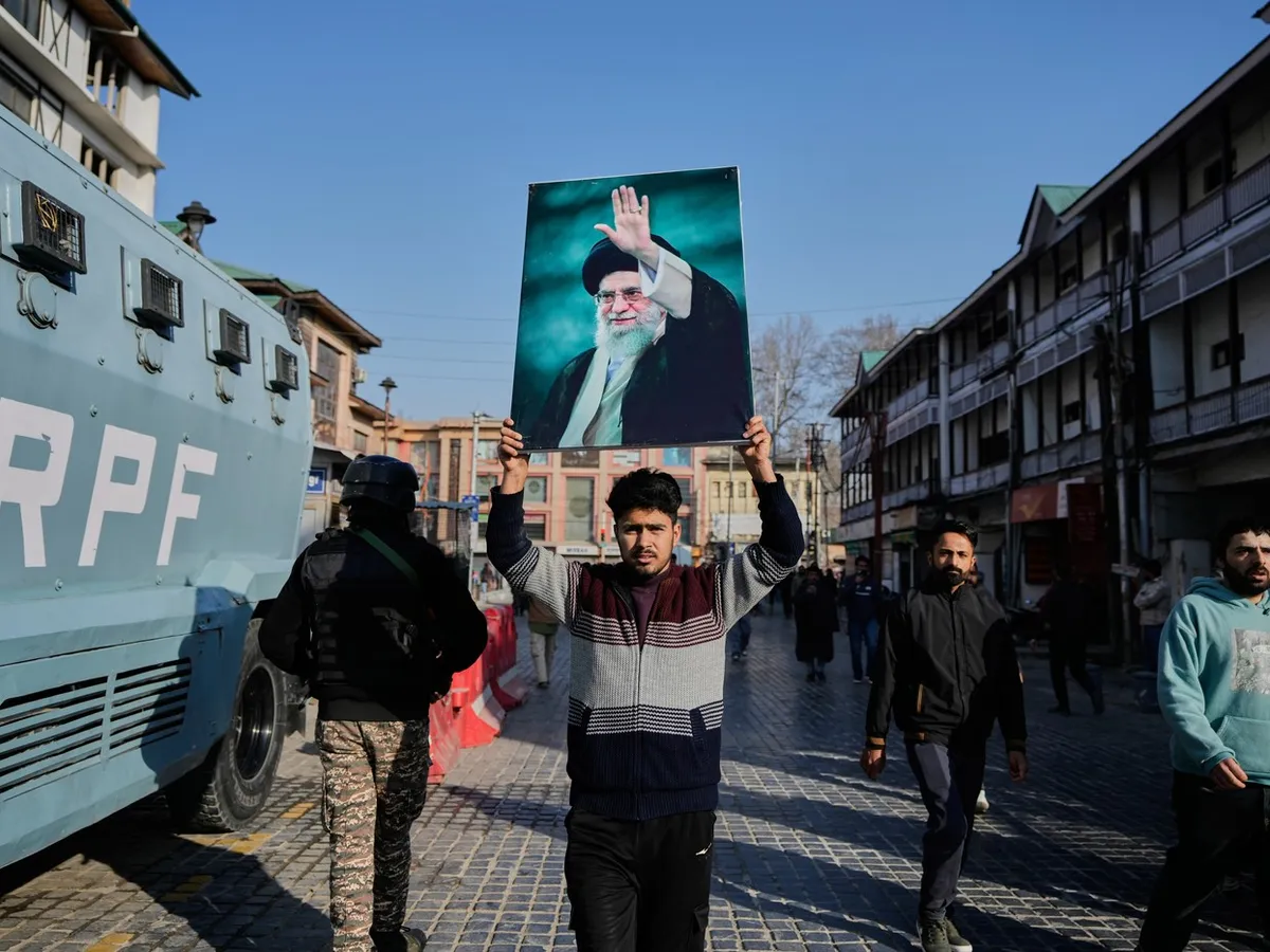 Război în Orientul Mijlociu. Iranul confirmă moartea liderului suprem Khamenei. Bombardamentele continuă