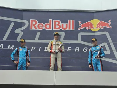 Victorie pentru pilotul român Luca Viișoreanu, în primul weekend de curse din Formula 4 2025 - Foto: Facebook / Real Racing