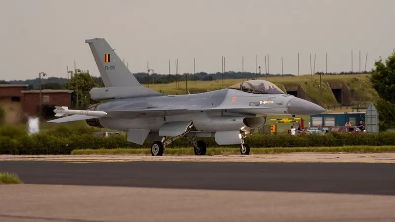 Avion F-16 - FOTO: Profimedia