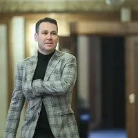 Primarul Sectorului 3, Robert Negoiţă (fost PSD), îl acuză pe vicepremierul Dan Barna, copreşedintele USR PLUS, că a modificat proiectul de lege privind bugetul de stat. / Foto: digi24.ro
