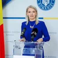 Statul este mai bogat în bunuri și bani după ce a recuperat prejudiciile din dosarele penale Foto: Facebok/Alina Gorghiu