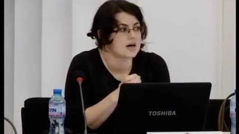 Elena Udrea a blestemat-o pe judecătoarea Jderu Foto: Captură Youtube