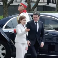 Nicușor Dan a fost primit la Chișinău de Maia Sandu. Ce vor discuta cei doi șefi de stat - Foto: Digi24