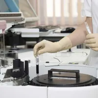 Legea prin care facultăţile de medicină pot înfiinţa clinici, retrimisă în Parlament/Foto: upb