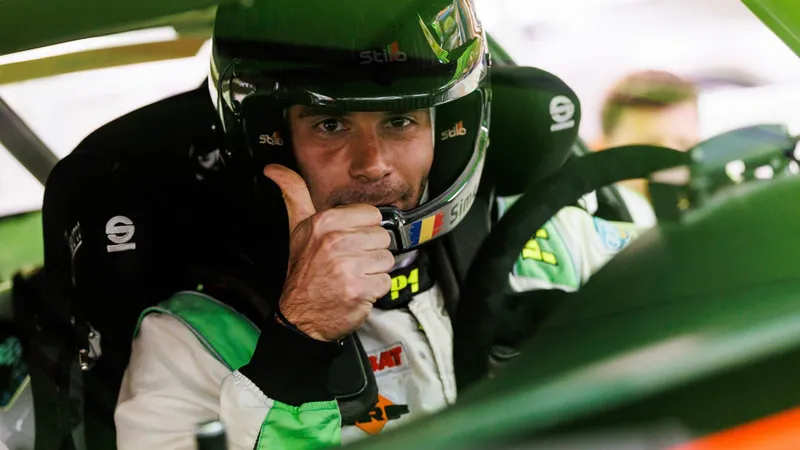 Simone Tempestini, primul pilot care îl egalează pe Titi Aur. E pentru a 8-a oară campion național - Foto: Facebook/Napoca Rally Academy