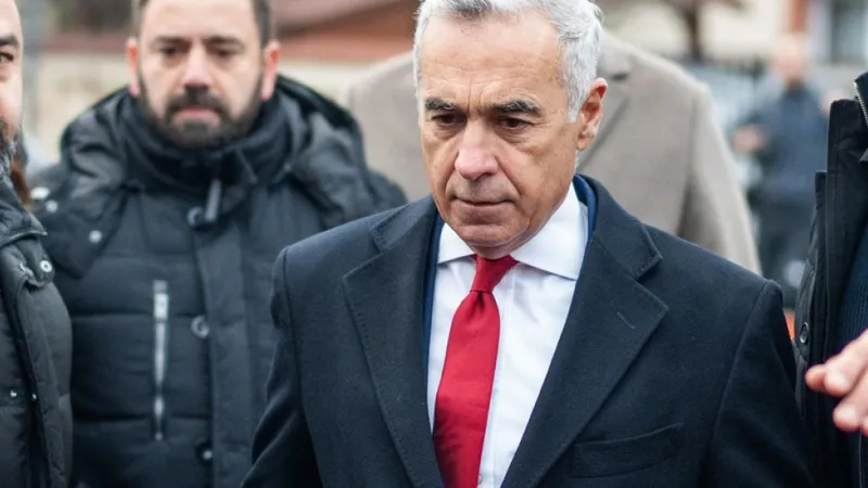 Călin Georgescu a copiat cuvânt cu cuvânt discursul dictatorilor din România din 1940 până în 1989 - Foto: Profimedia images