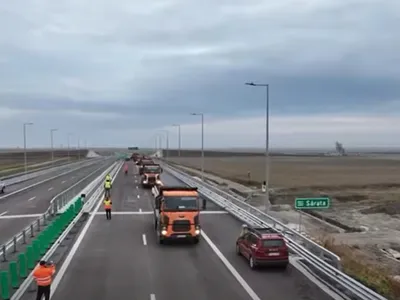 Ciotul de 1.250.000.000 lei executat prost din Autostrada A7 a fost reparat - Foto: captură video
