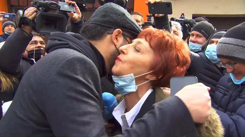 Mihai Gâdea și Flavia Groșan Foto: Facebook