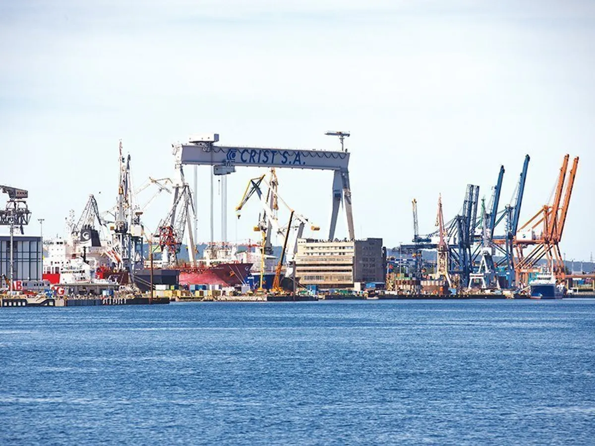 Șantierul naval din Gdansk, simbol al căderii Cortinei de Fier, a supraviețuit economic tranziției de la comunism la capitalism