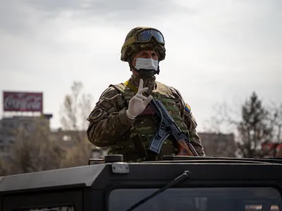 Măștile Armatei nu sunt ieftine/FOTO: vice.com