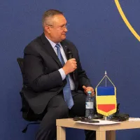 Nicolae Ciucă: Felicit eliminarea limbii moldoveneşti din Ucraina - Foto: Facebook/Nicolae Ionel Ciucă