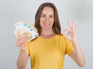 Foto: Românii care lucrează în Germania sunt afectați de salariile mici de pe piață. Cum arată cifrele? Sursa: Freepik