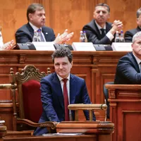 Cine trebuie să cedeze pentru formarea unui guvern stabil. Rolul lui Nicușor Dan Foto: profimediaimages.ro