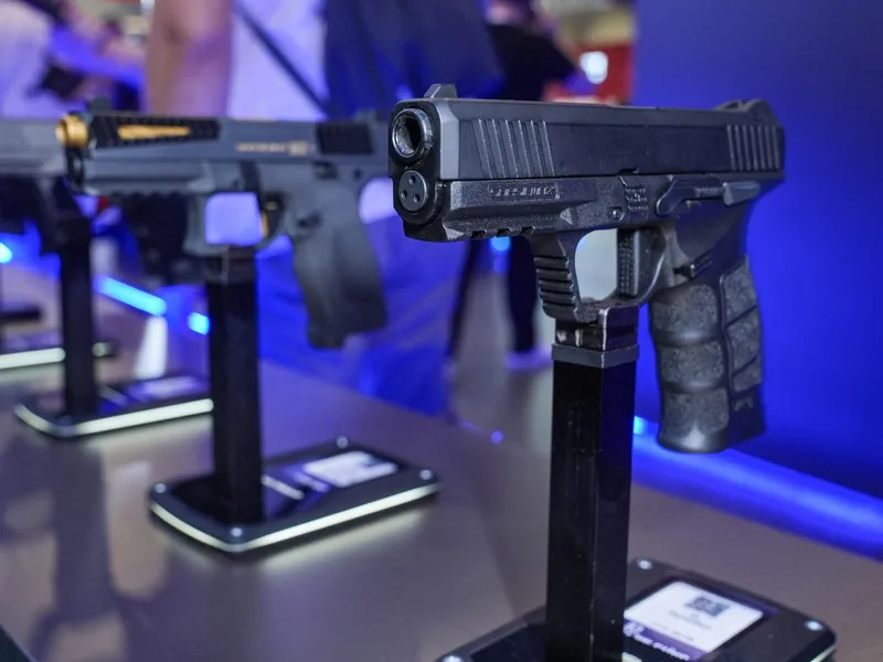 3.600 lei este cel mai ietin pistol letal pe care îl poți avea în casa. Cine îl poate cumpara - Foto: Profimedia images - Caracter ilustrativ