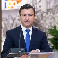 Percheziții DNA în biroul lui Mihai Chirica. Foto: Facebook