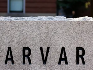 VIDEO Elitele globale care au terminat Universitatea Harvard. Cine sunt foștii studenți care au ajuns premieri și președinți