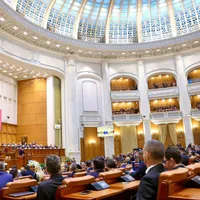 10 ani de închisoare pentru promovarea legionarilor. Legea a fost adoptată în Parlament - Foto: Facebook/ Camera Deputaților