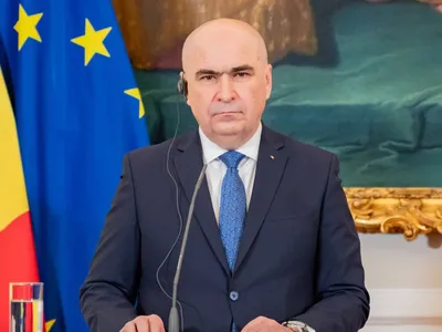 Premierul Ilie Bolojan dând declaraţii de presă - Foto: Profimedia Images