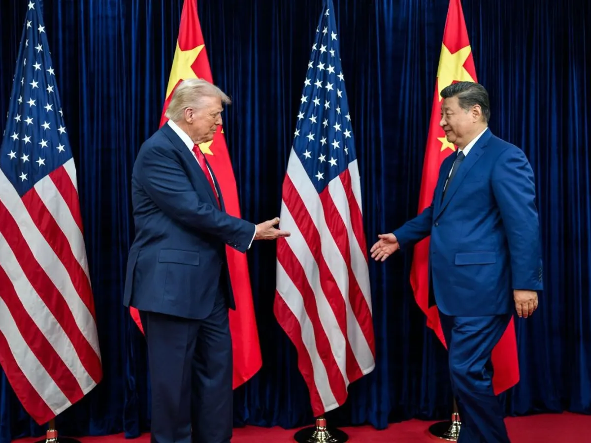 Donald Trump, în întâlnirea bilaterală cu Xi Jinping, din Aeroportul Gimhae - Foto: Profimedia Images