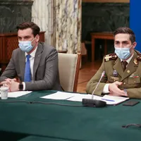 Șefii Comitetului de vaccinare, medicul Valeriu Gheorghiță și secretarul de stat în MS Andrei Baciu. Sursă imagine: Inquam Photos / Sabin Cirstoveanu