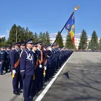 Polițiști la depunerea jurământului. Foto: Facebook Poliția Română