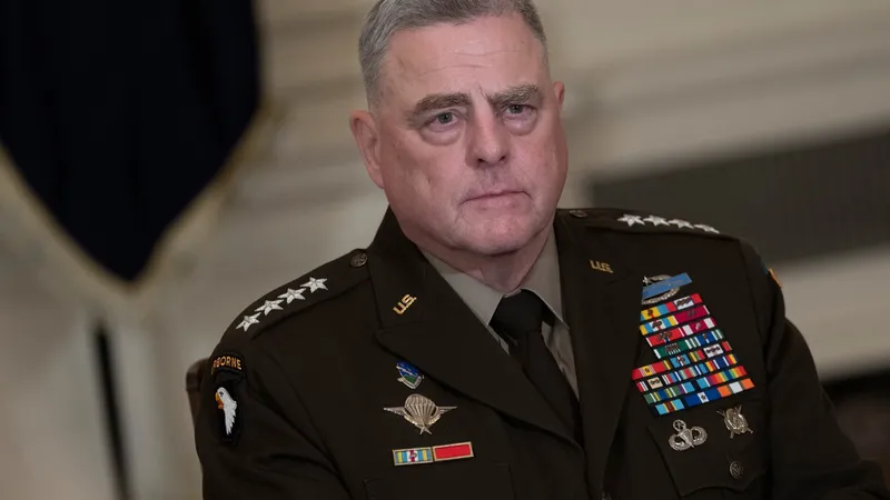 Generalul american Mark Milley: „Sunt peste 100.000 de soldaţi ruşi ucişi şi răniţi în Ucraina” - FOTO: Profimedia
