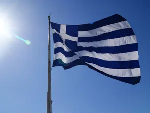 Pleci cu mașina în vacanță în Grecia? Care sunt taxele ascunse și cum poți evita amenzile prin poștă - Foto: Pixabay