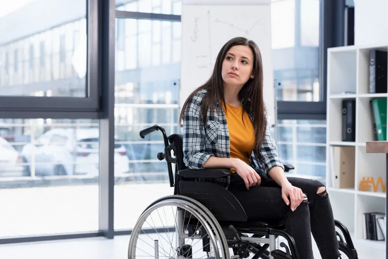 Persoană cu handicap - Foto: Magnific (Imagine cu rol ilustrativ)