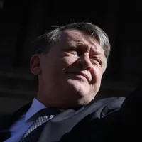 Politică fără păpușari: Crin Antonescu refuză pensia specială și promite resetarea sistemului - FOTO: Inquam (imagine cu rol ilustrativ)