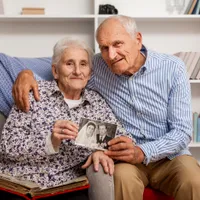 LEGE Se modifică, din nou, vârsta de pensionare. Cum poți ieși la pensie cu 5 ani mai devreme? Foto: Freepik(fotografie cu caracter ilustrativ)