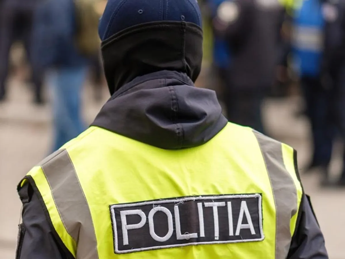 3 indivizi, reţinuţi pentru lipsire de libertate, după ce au luat cu forţa o tânără de 15 ani - Foto: arhiva(imagine cu rol ilustrativ)
