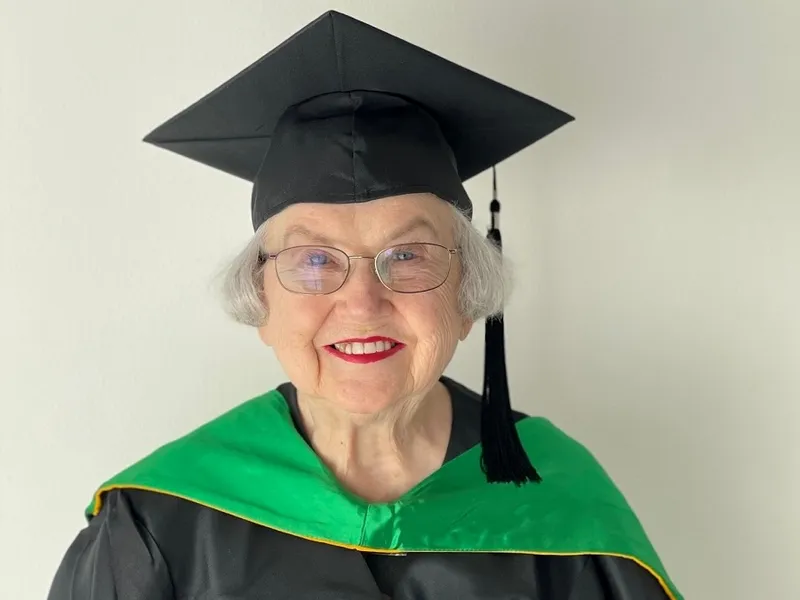 Americanca Minnie Payne a terminat masteratul la 90 de ani - Foto: Facebook/University of North Texas