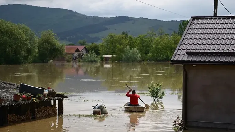 S-au stabilit criteriile de despăgubire pentru inundaţiile din Suceava și Neamț. Câți bani dă statul - Foto: Alex Nicodim/ Profimedia Images