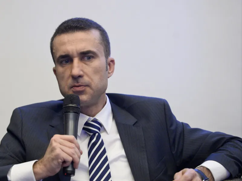 Mădălin Dumitru, fost director al Direcţiei Generale Infrastructură şi Servicii Publice (DGISP) din Primăria Capitalei, a fost condamnat definitiv de Curtea de Apel Bucureşti la 6 ani închisoare cu executare. / Foto: stirileprotv.ro