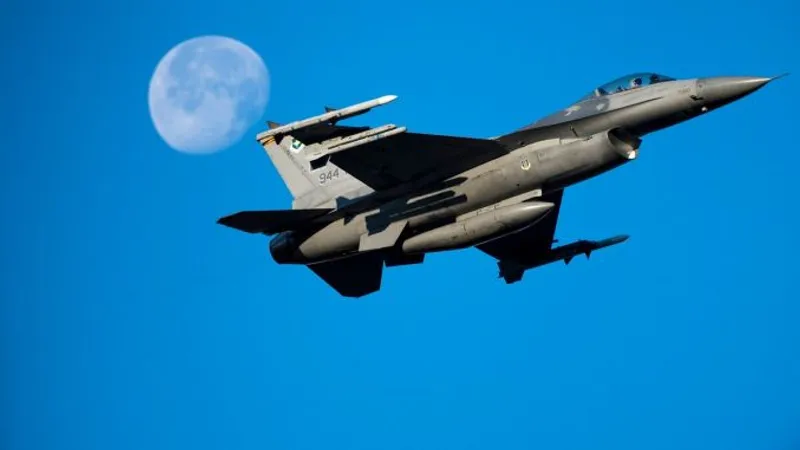 F-16