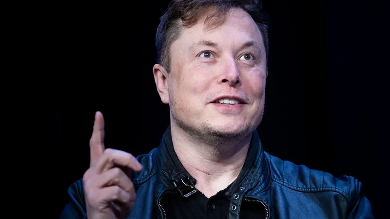 Elon Musk a pierdut doar în 2022 100,5 miliarde de dolari, dar tot rămâne în topul miliardarilor - FOTO: Profimedia