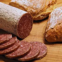 Cine a inventat salamul de Sibiu - Foto: Pixabay - cu rol ilustrativ