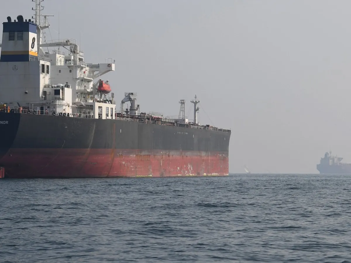 Blocada lui Trump în Ormuz a intrat în vigoare. A paralizat tot traficul comercial prin strâmtoare